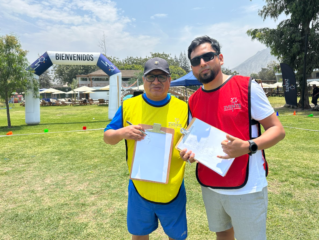 Gymkana Corporativa con Juego de Vóley Gigante